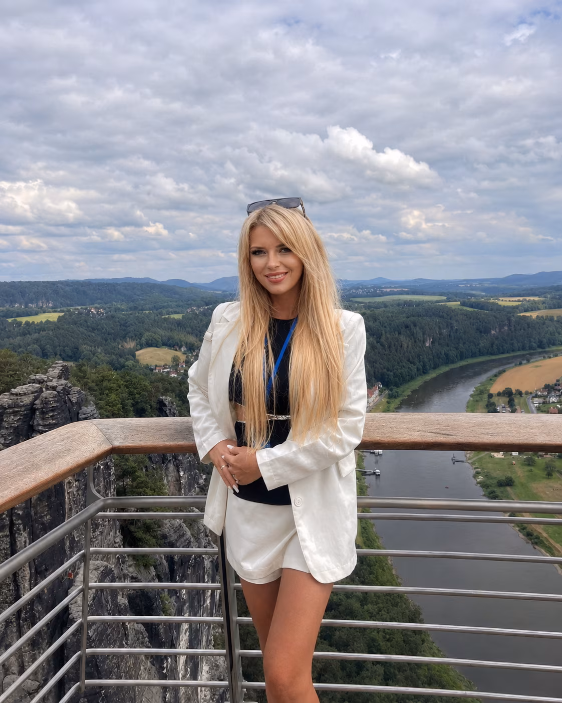 Larysa 42 Odesa Ukraine seeking devoted partner