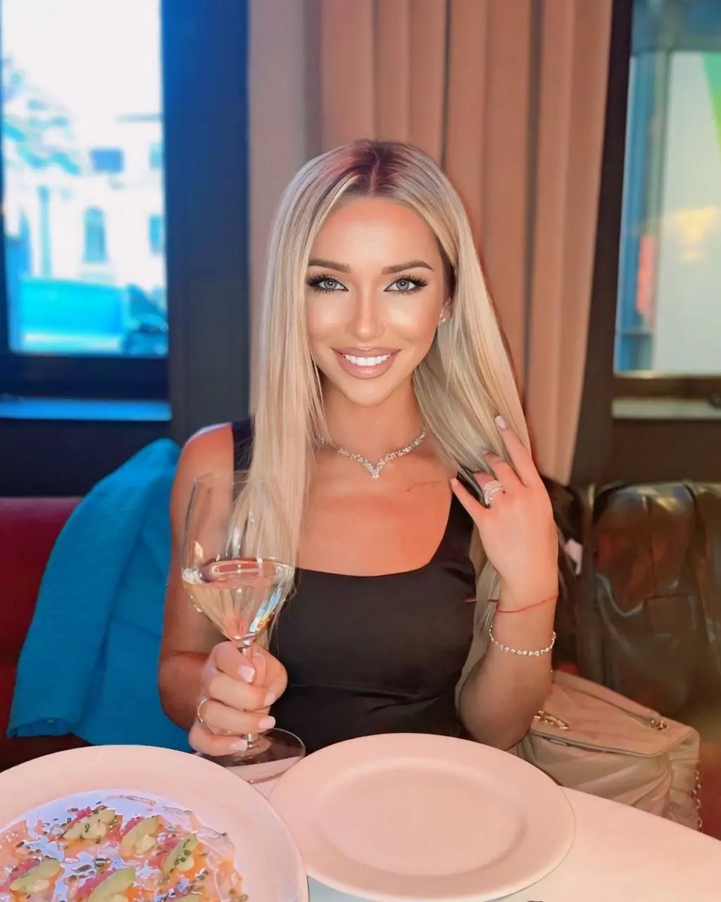 Enter Lady's Portfolio