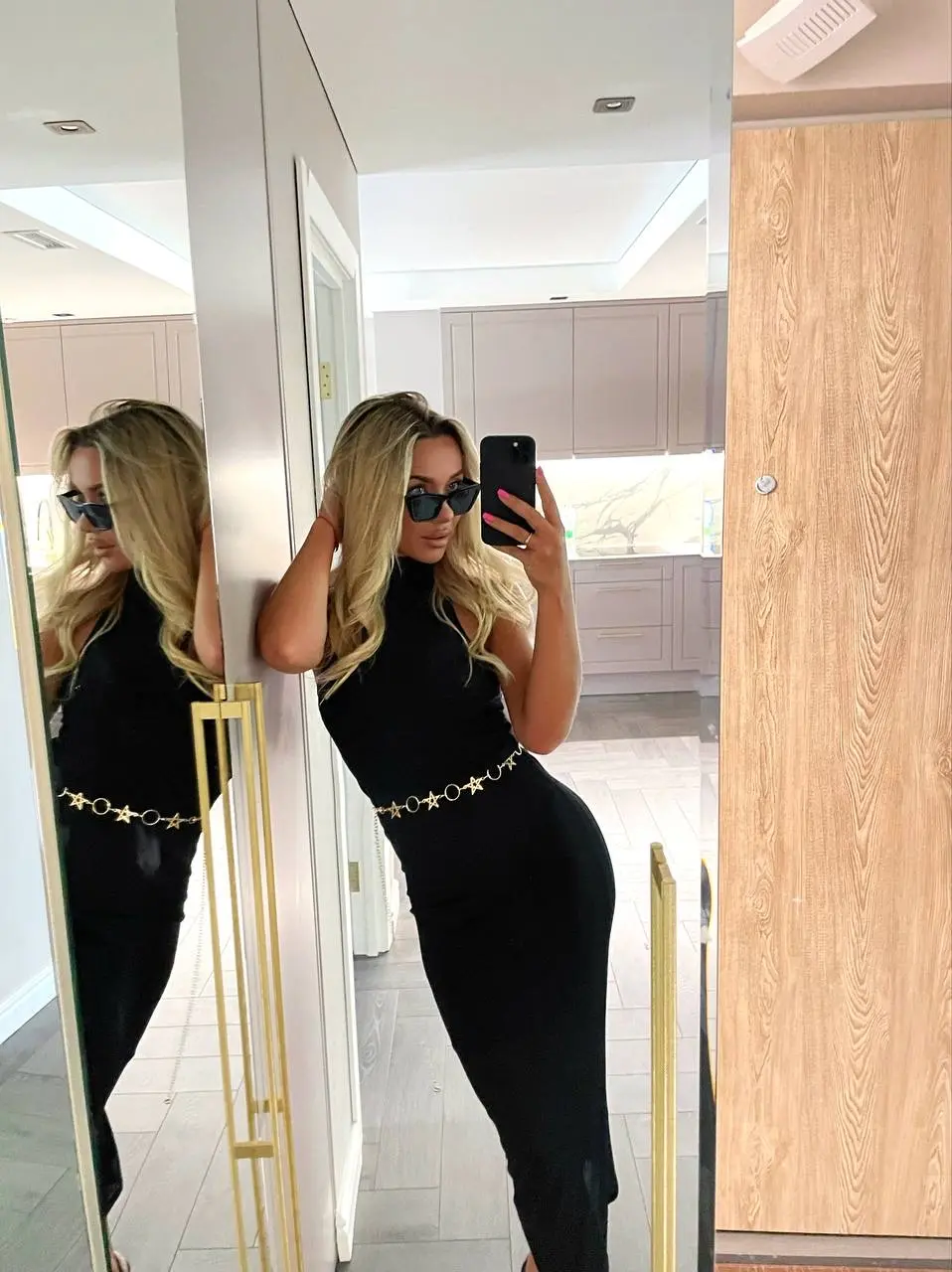 Browse Lady's Information