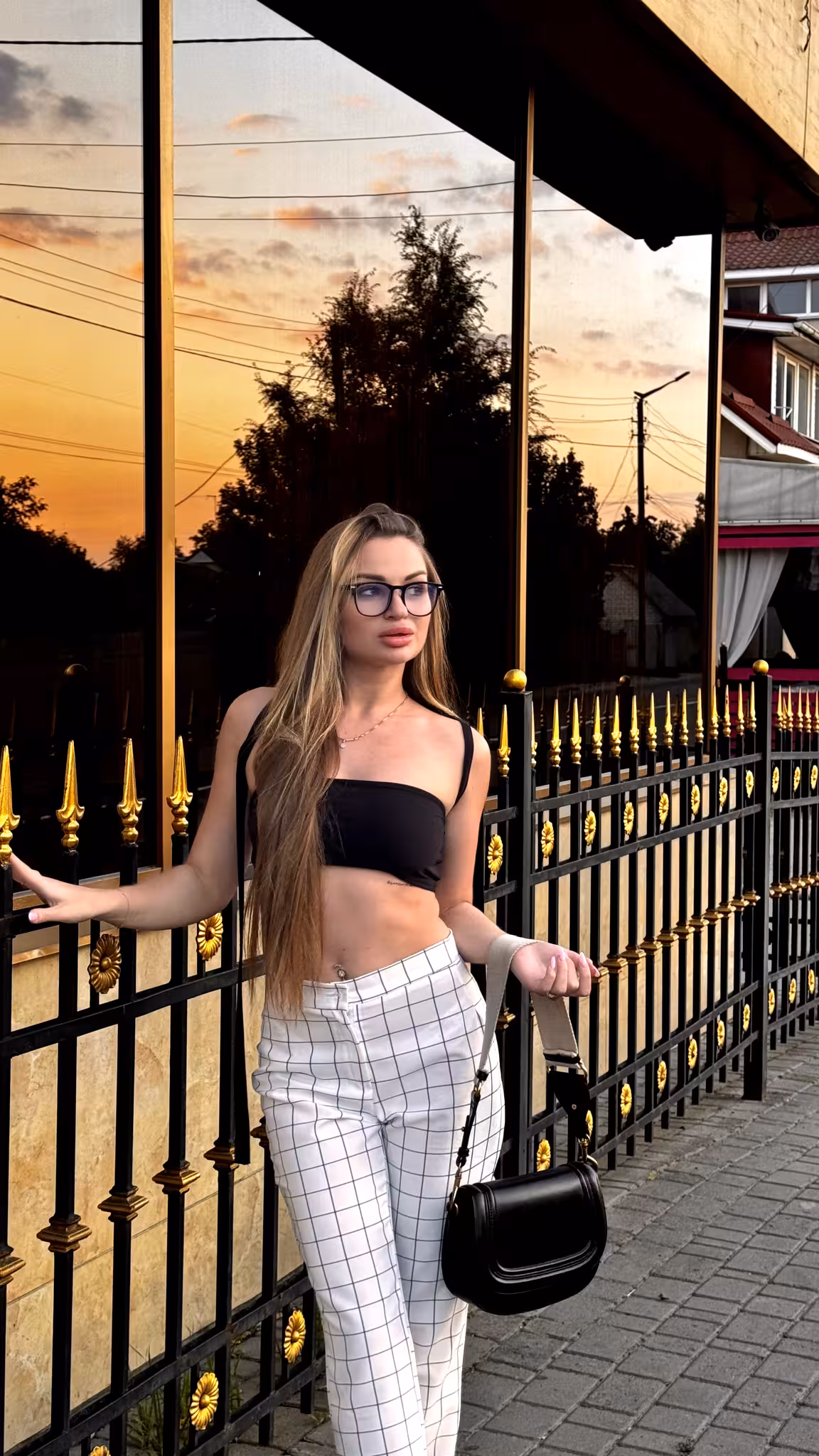 Browse Lady's Information