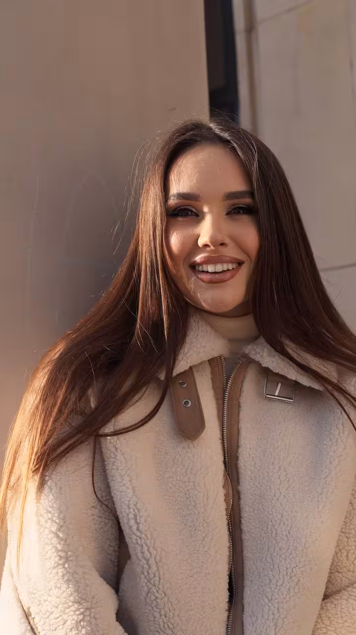 Browse Lady's Information