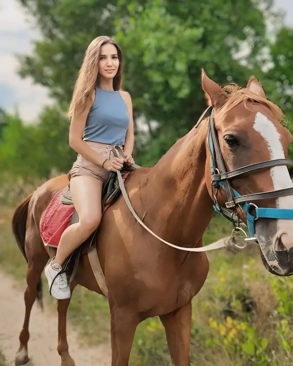 Browse Lady's Information