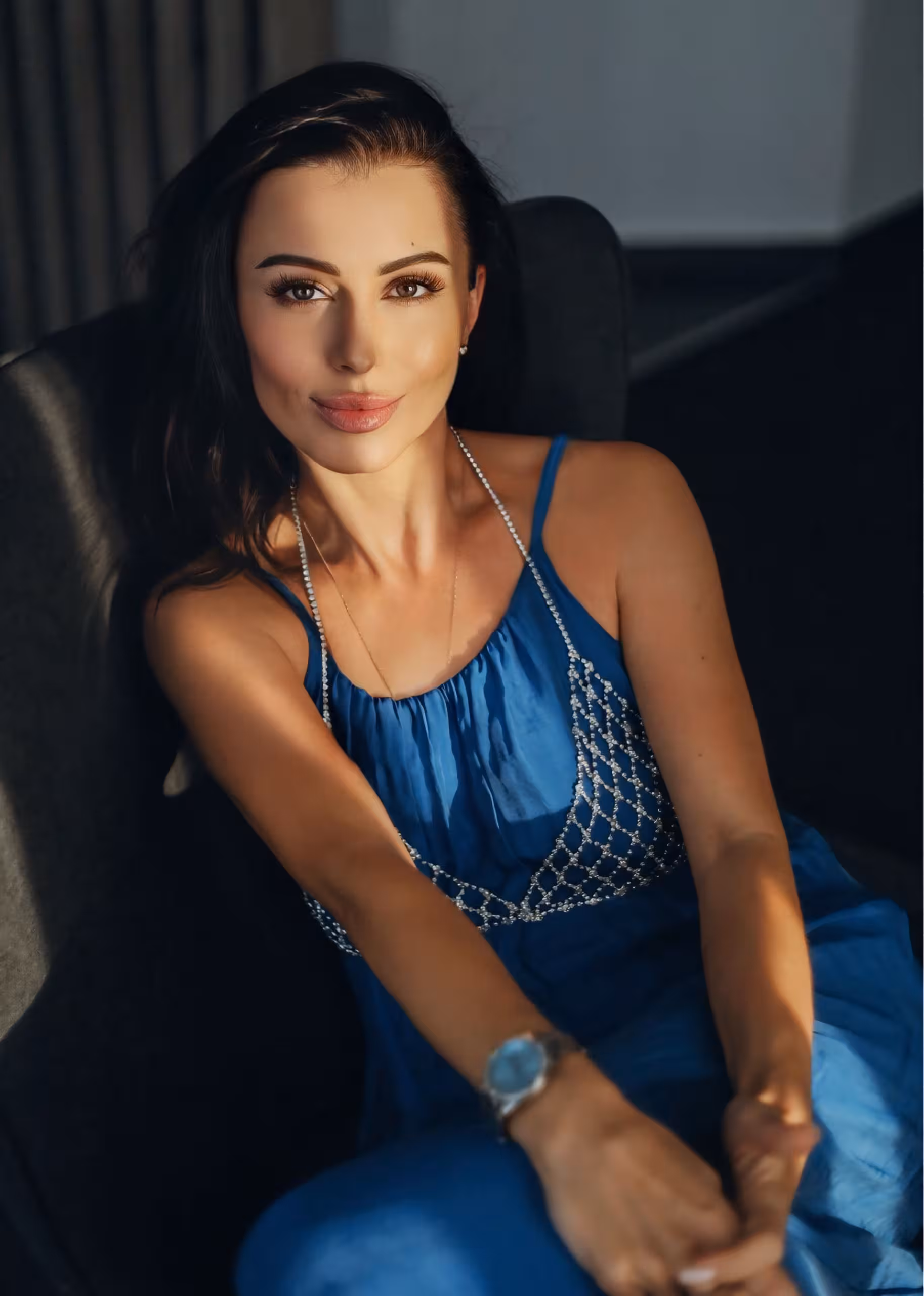 Access Woman's Details