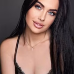 Yulia dating woman to man
