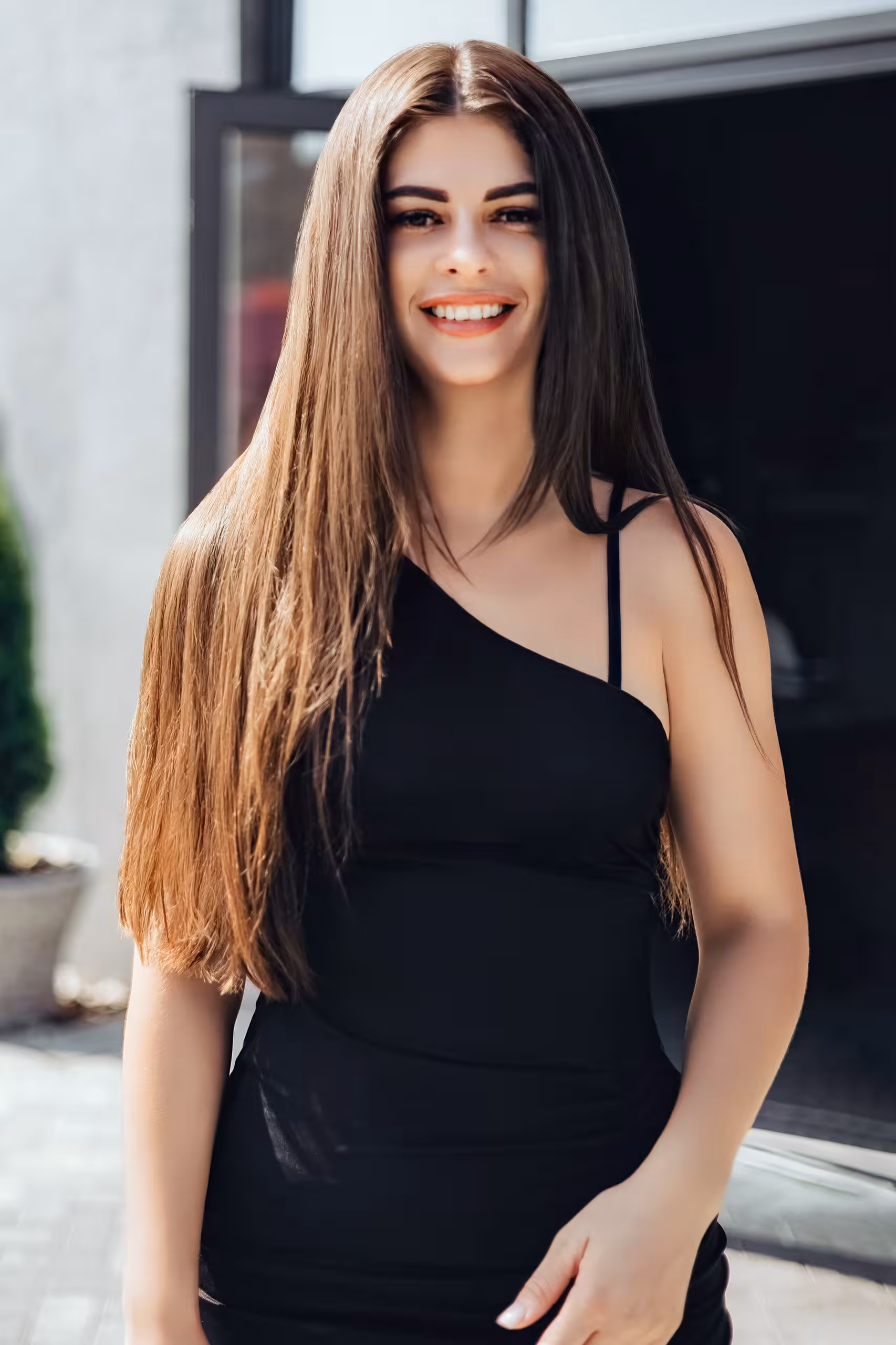 Access Woman's Details