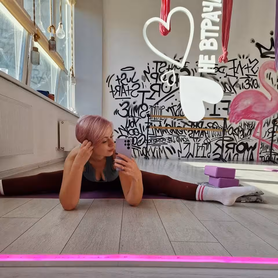 Enter Lady's Portfolio