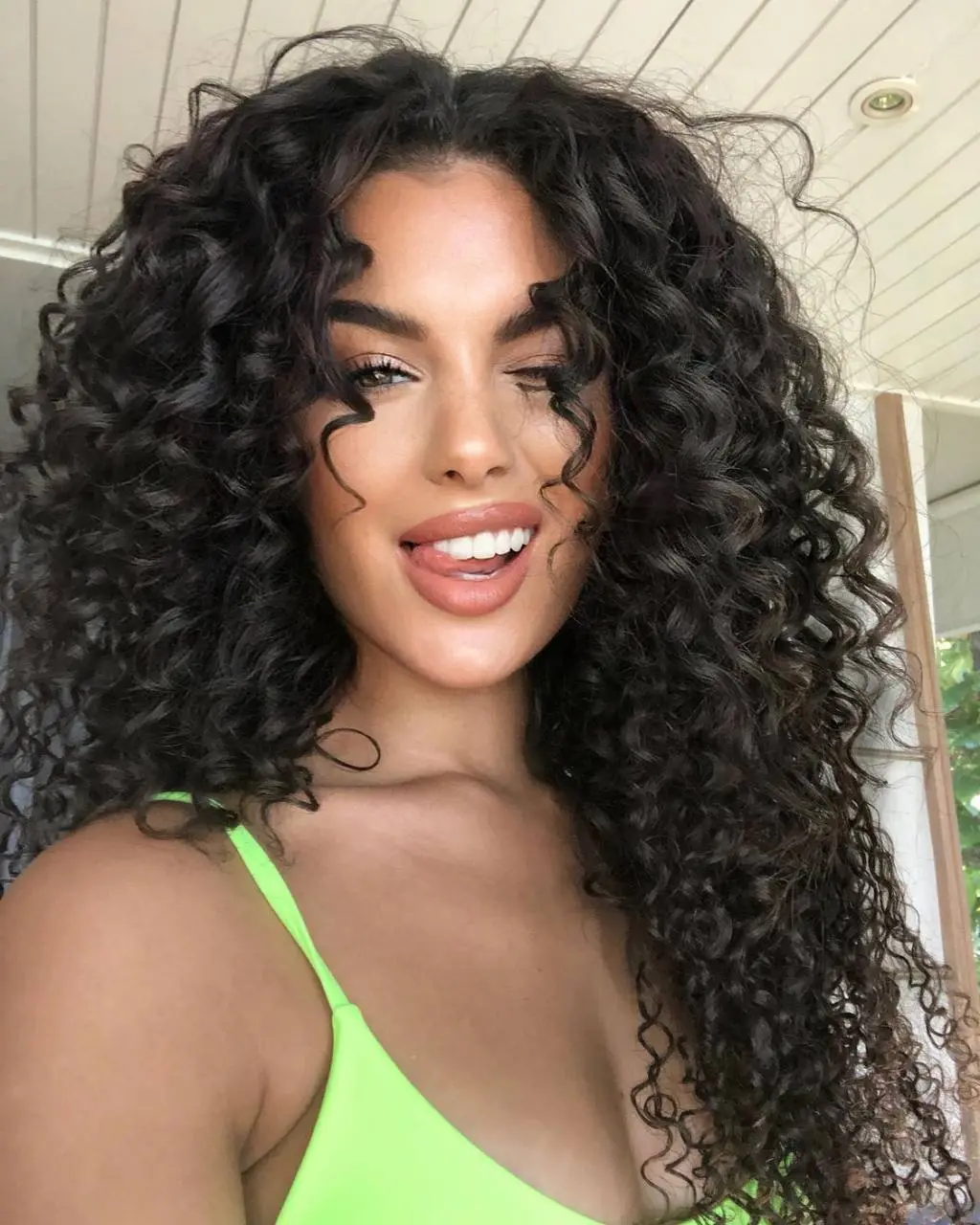 Access Woman's Details