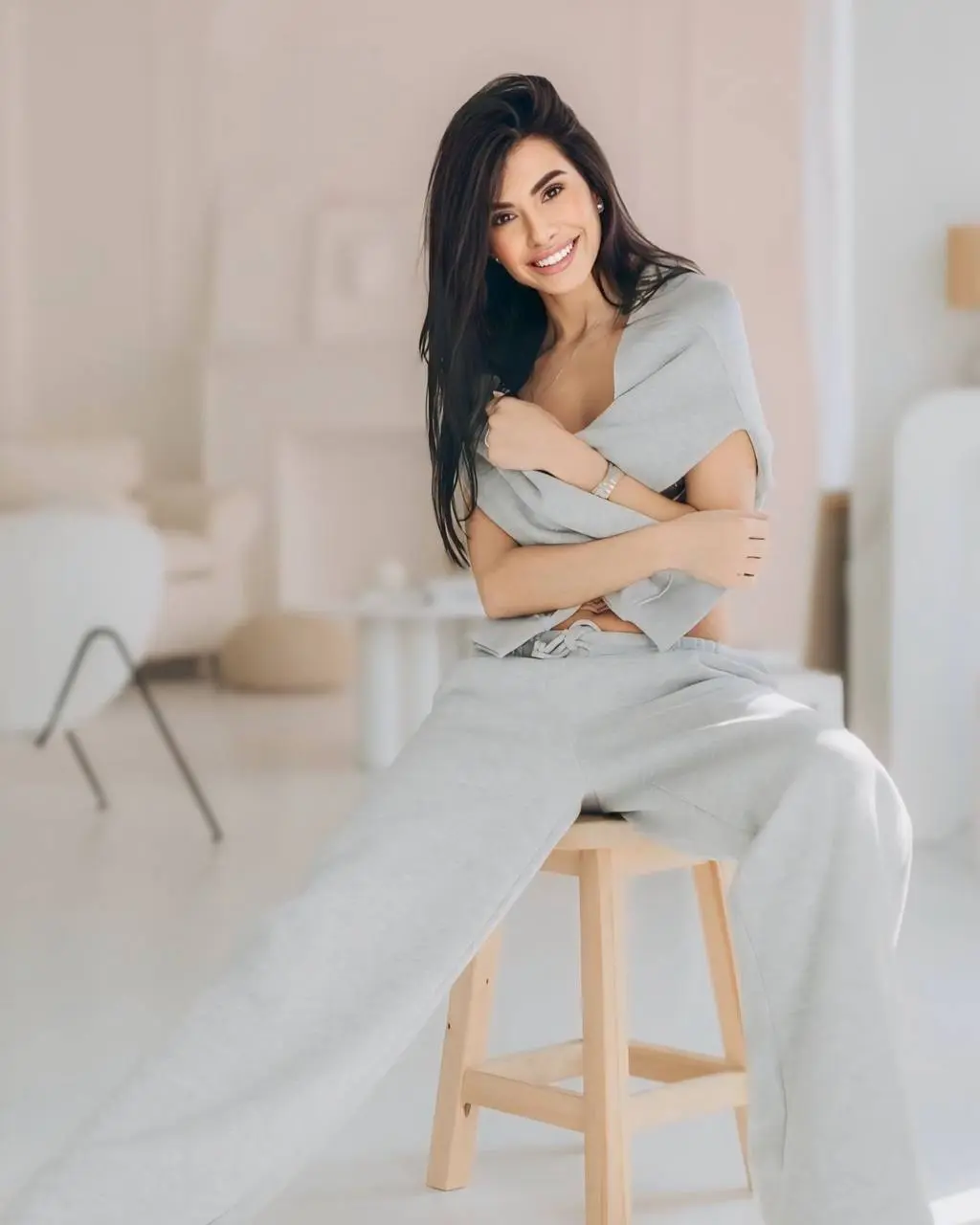 Understand Her Better