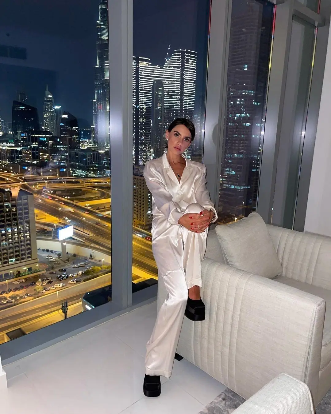 Access Woman's Details