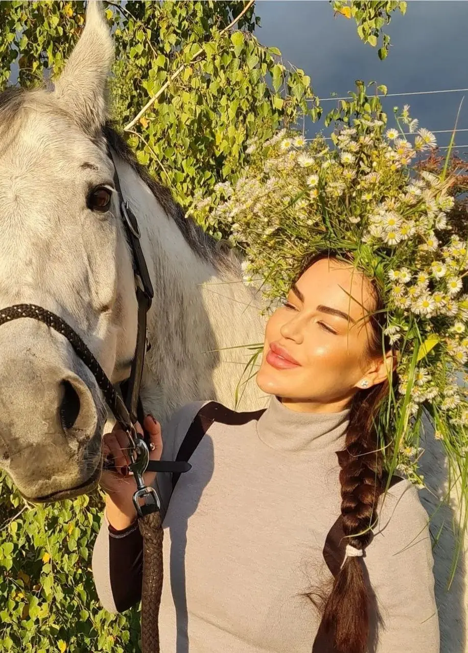 Understand Her Better