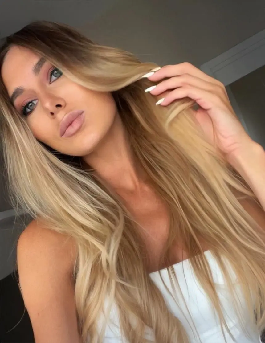 Access Woman's Details