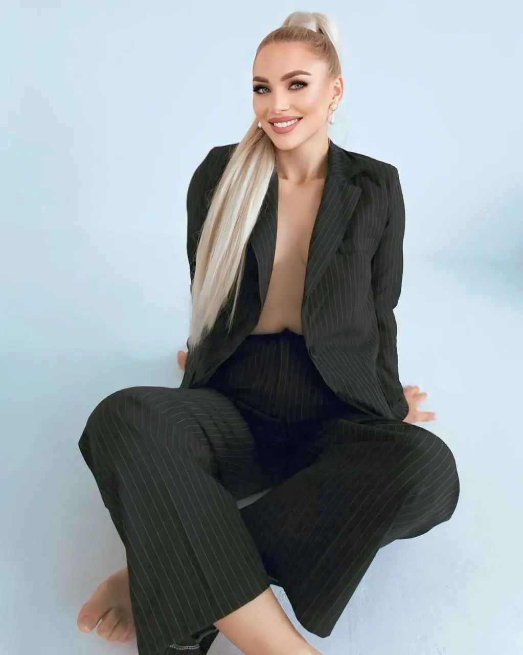 Enter Lady's Portfolio