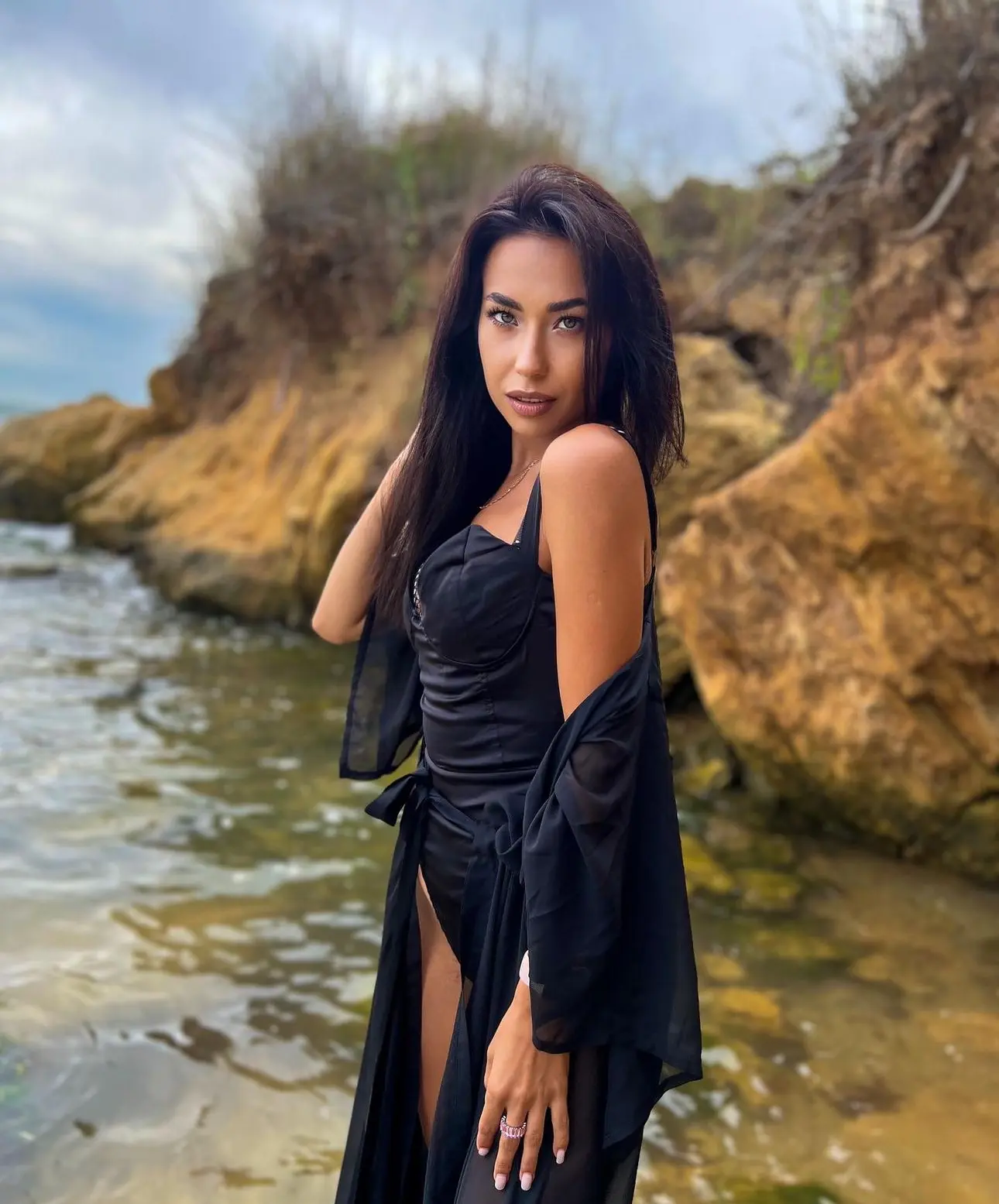 Access Woman's Details