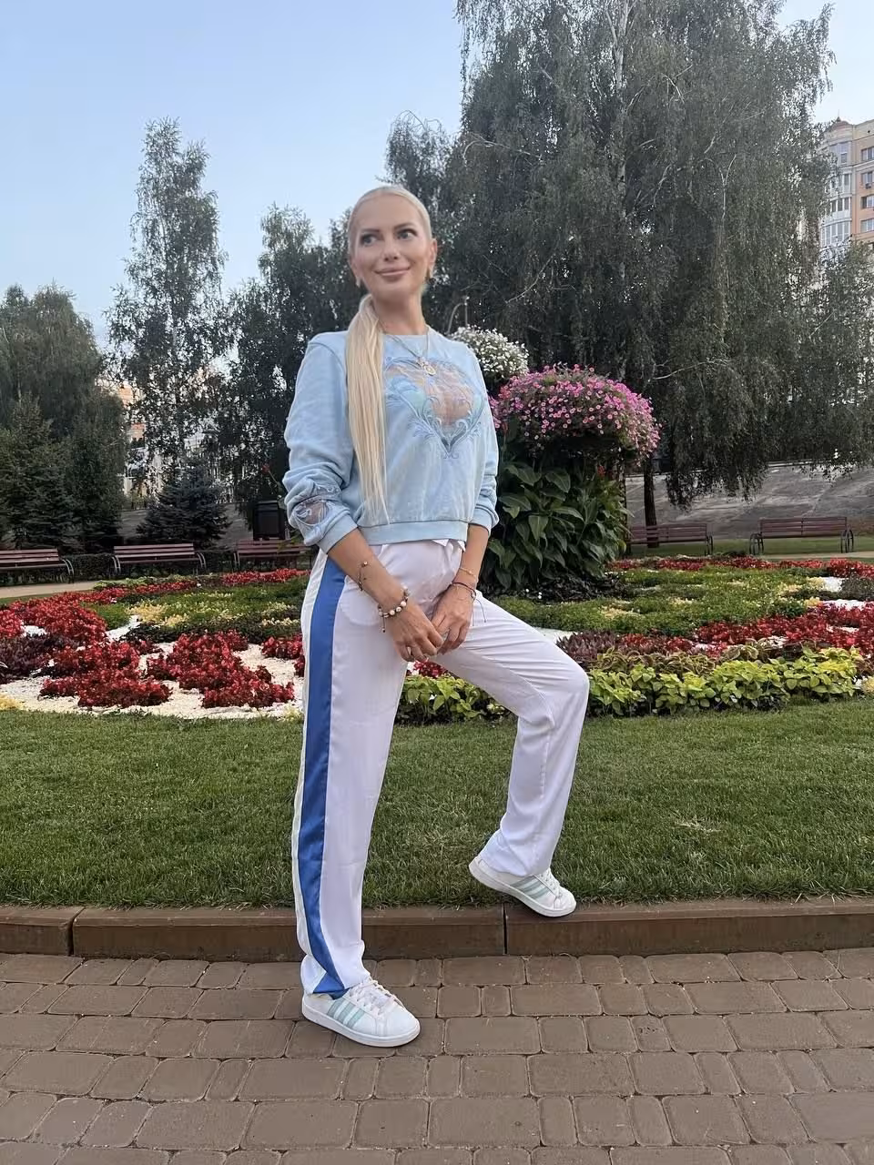 Enter Lady's Portfolio